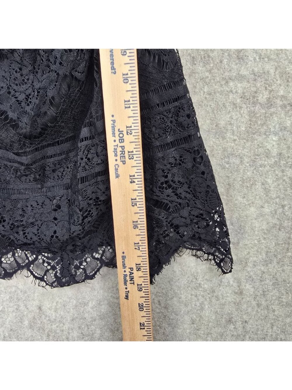 Rue21 Womens Off-The-Shoulder Black Lace Blouse Medium Fully Lined Scalloped Hem - Picture 6 of 6